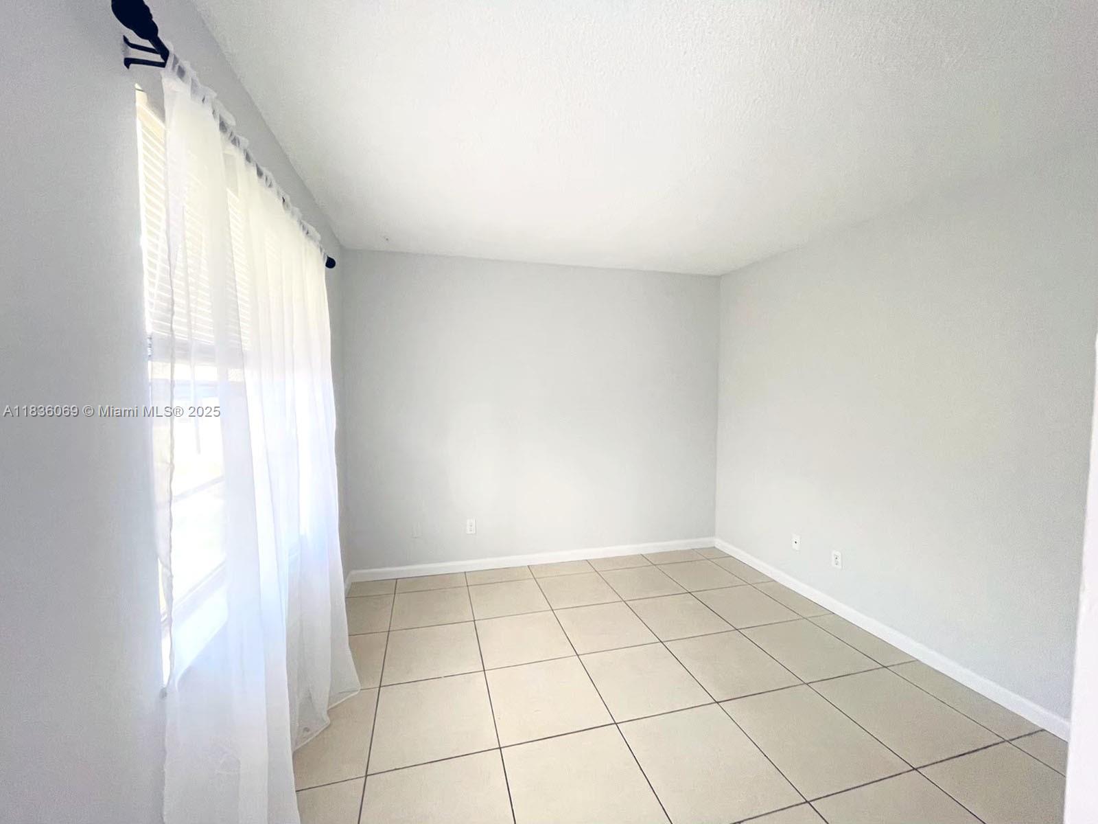 FISHERMANS COVE - Residential