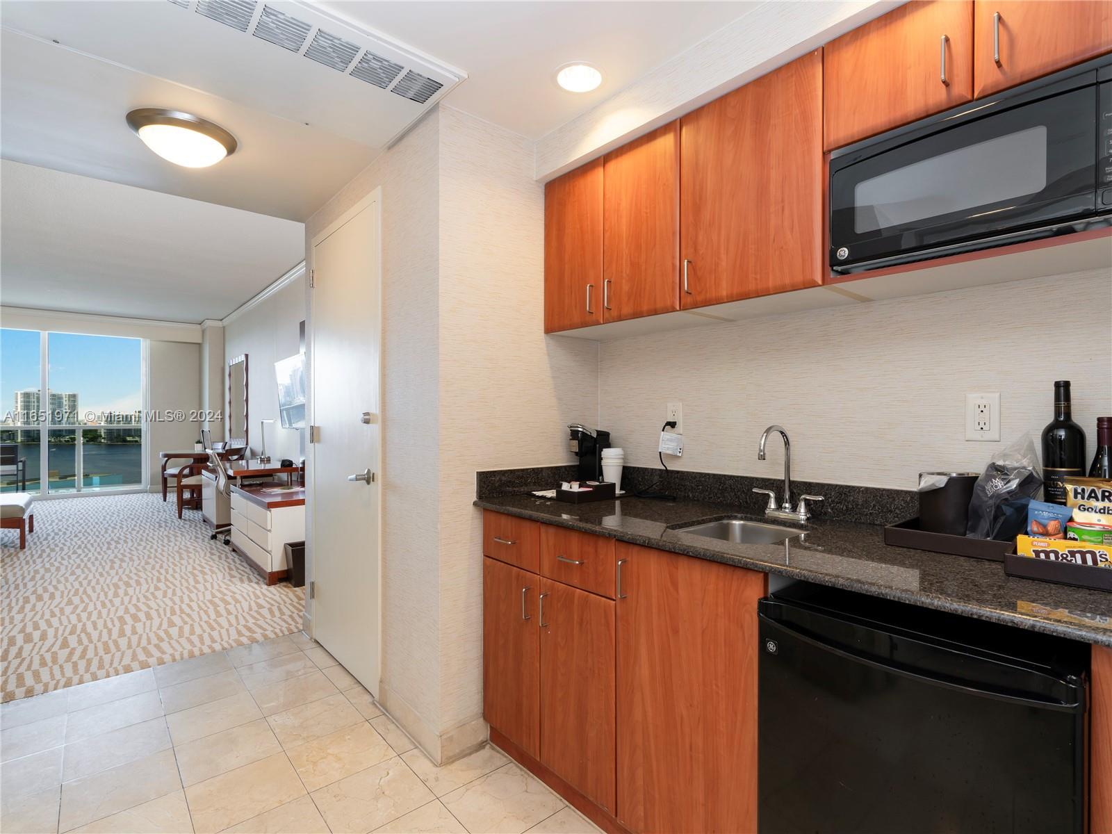 View photos, virtual tours, details... 18001 Collins Ave 1202