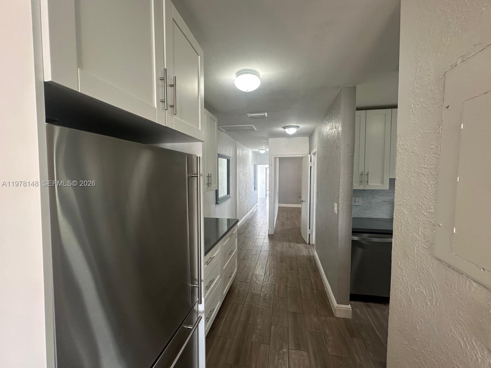 HOLLYWOOD SOUTH SIDE ADD - Residential Lease