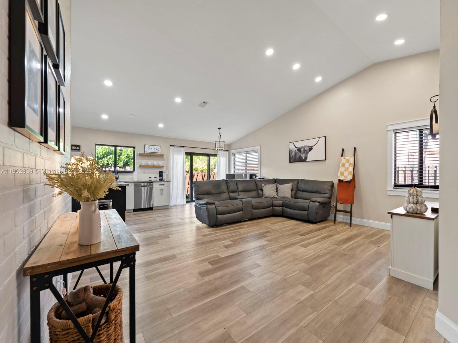 WEITZER LAGO MAR HOMES - Residential