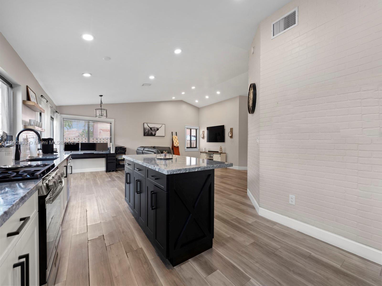 WEITZER LAGO MAR HOMES - Residential