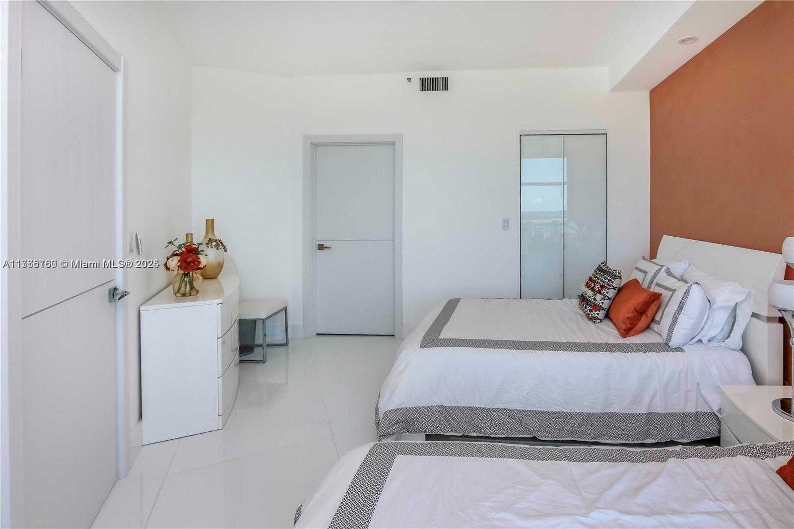 PORTOFINO TOWER CONDO - Residential