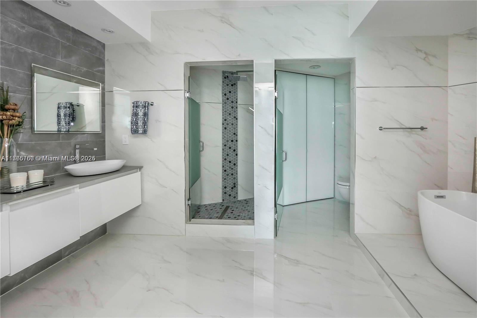 PORTOFINO TOWER CONDO - Residential