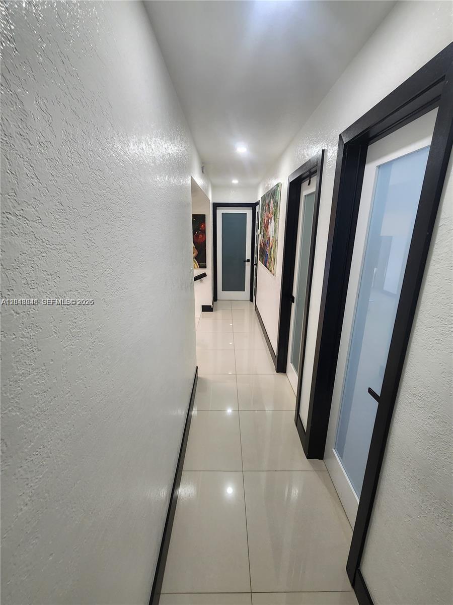 LAUDERDALE LAKES NORTH GA - Residential