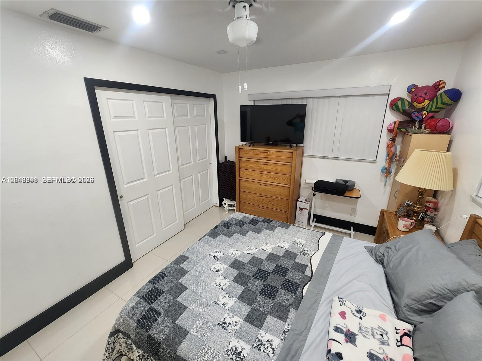 LAUDERDALE LAKES NORTH GA - Residential