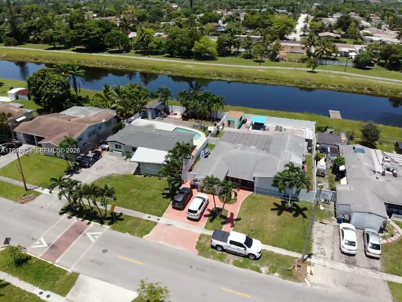 LAUDERDALE LAKES NORTH GA - Residential
