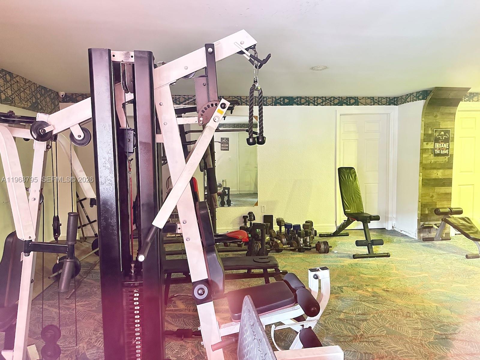 PALM-WEST GARDENS CONDO - Residential