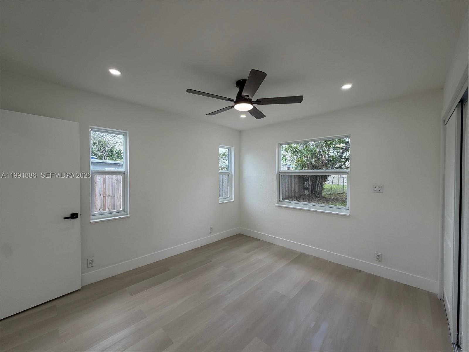 LAUDERDALE MANORS REVISED - Residential