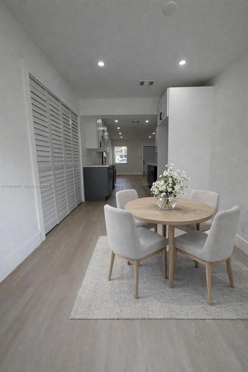 LAUDERDALE MANORS REVISED - Residential