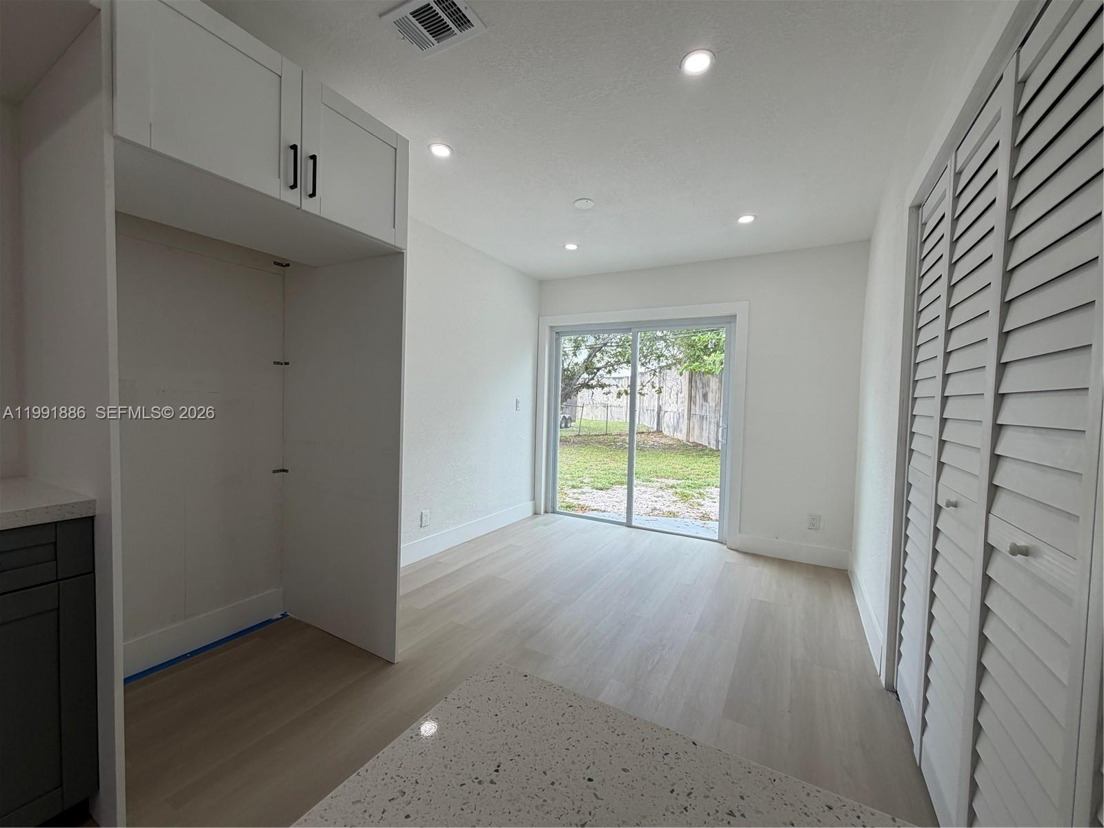 LAUDERDALE MANORS REVISED - Residential