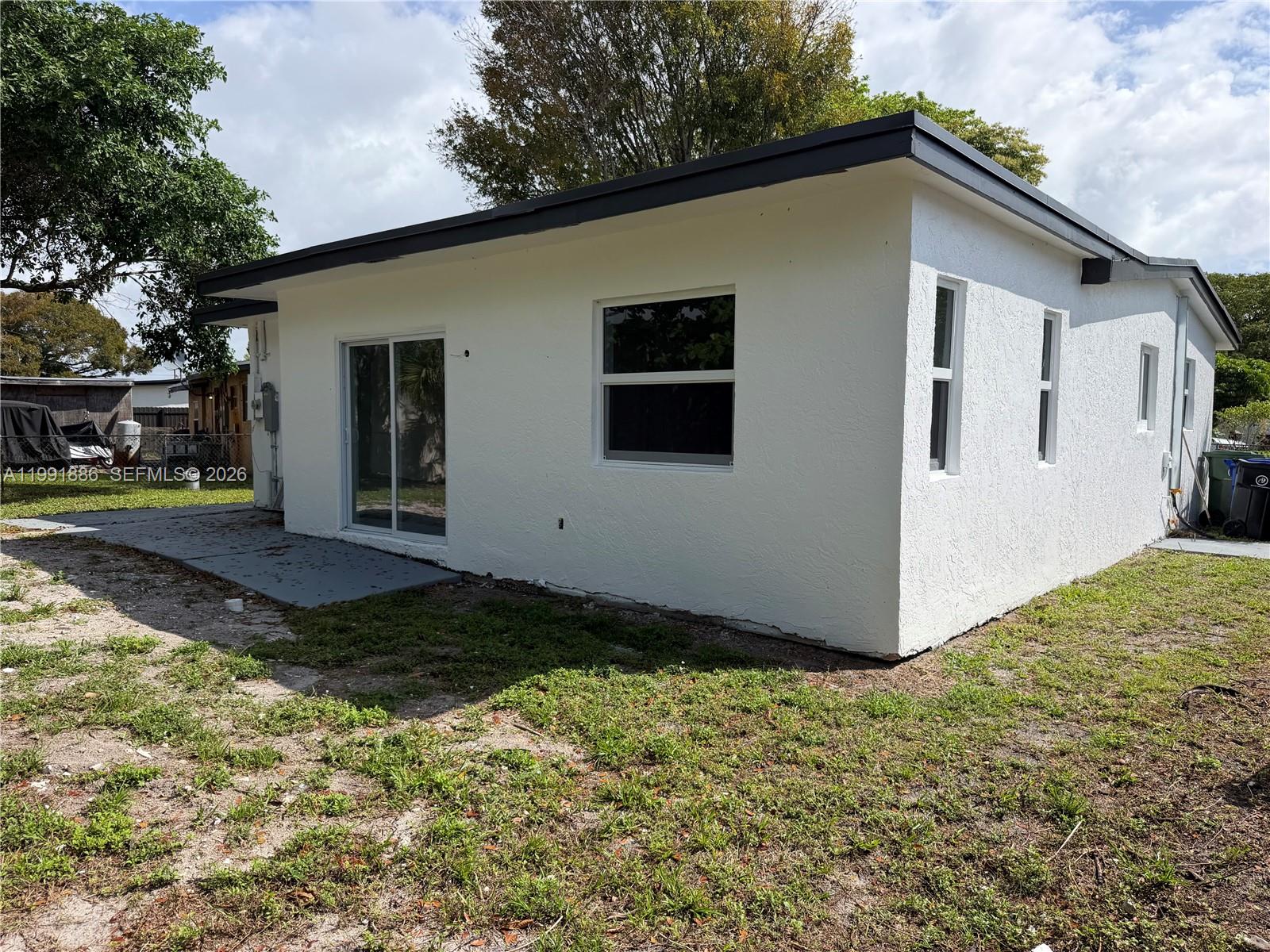 LAUDERDALE MANORS REVISED - Residential