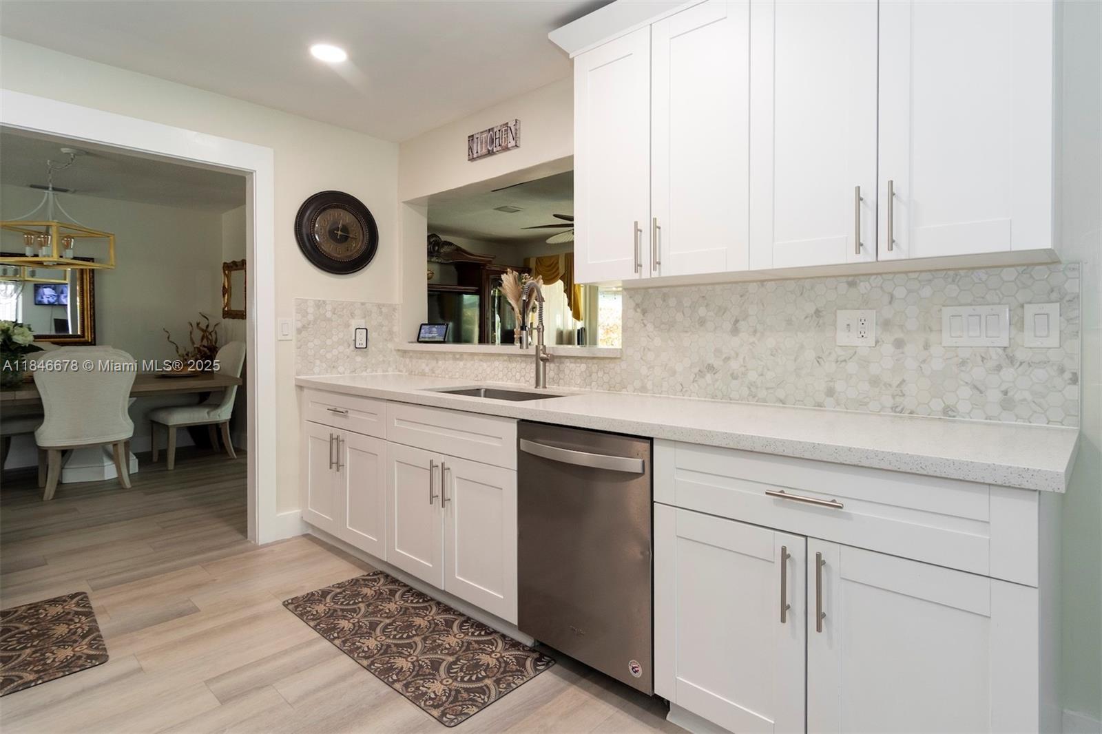 5105 SW 10th St, Margate, FL, 33068/$555,000 2 5105 SW 10th St