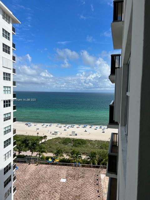 MAISON GRANDE CONDO - Residential Lease