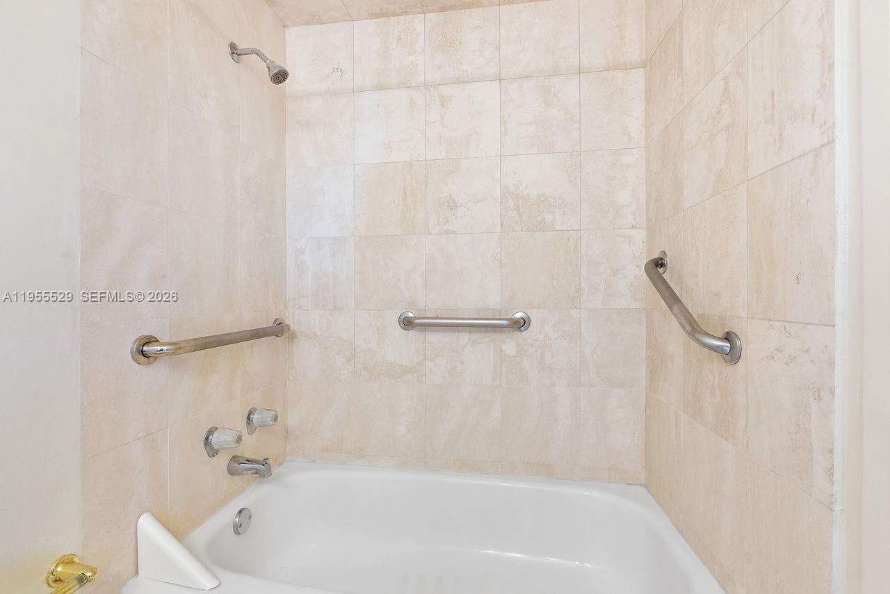 DAVID WILLIAM HOTEL CONDO - Residential