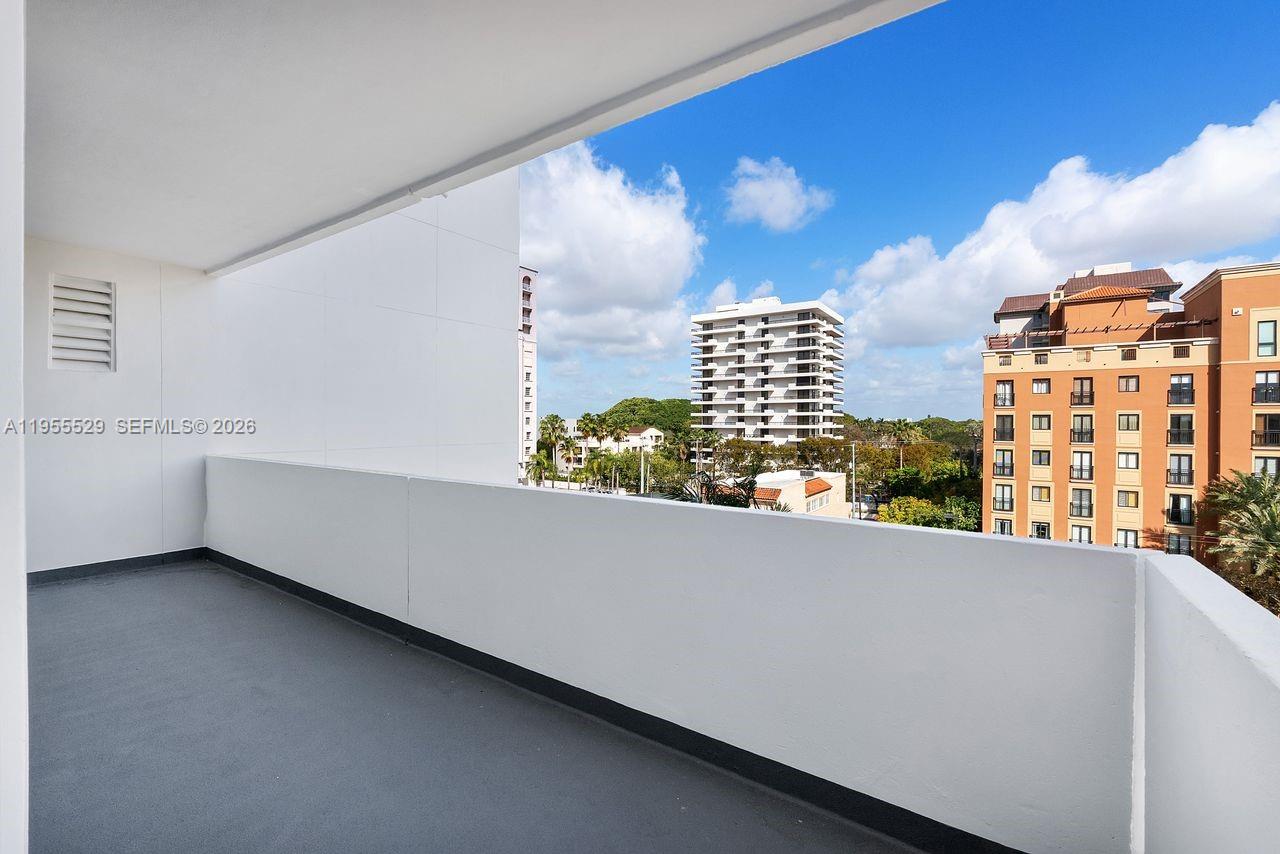 DAVID WILLIAM HOTEL CONDO - Residential