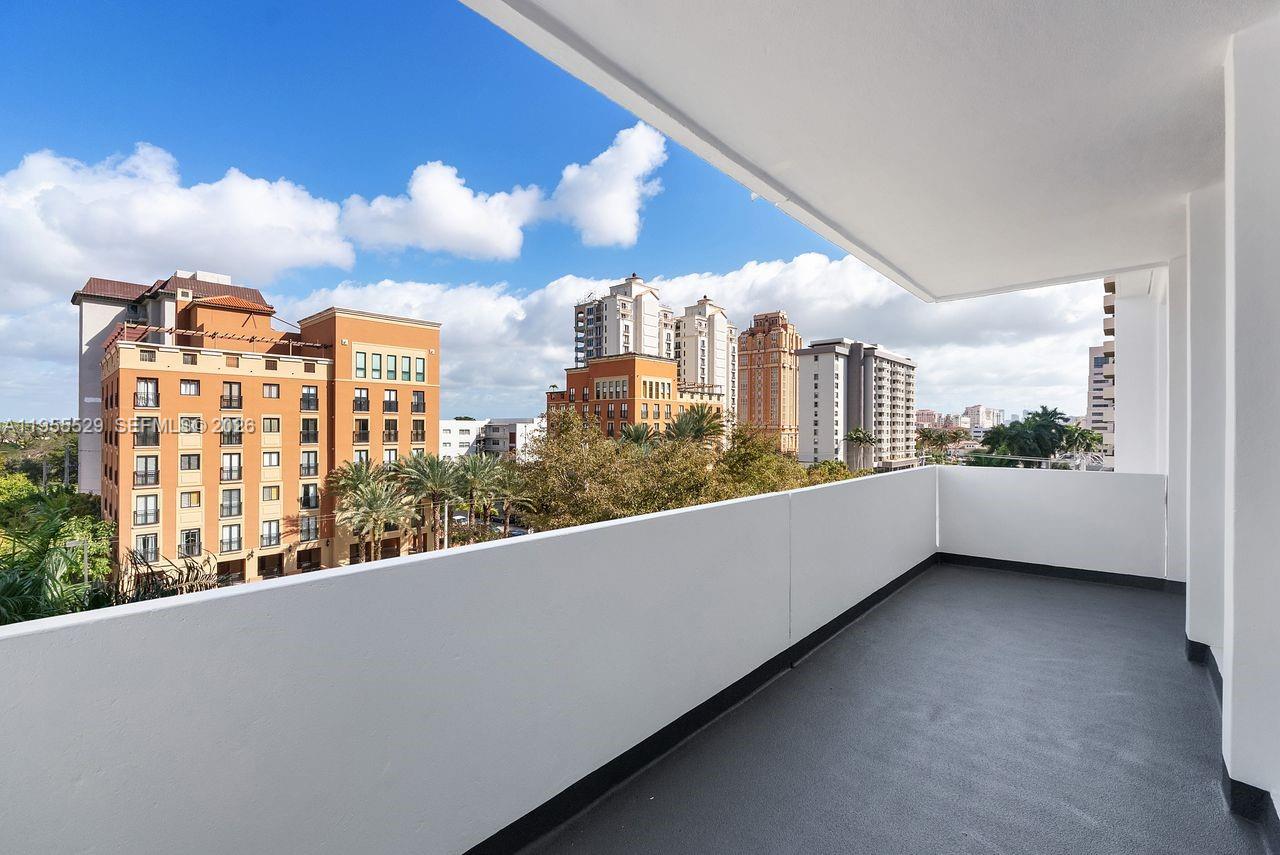 DAVID WILLIAM HOTEL CONDO - Residential