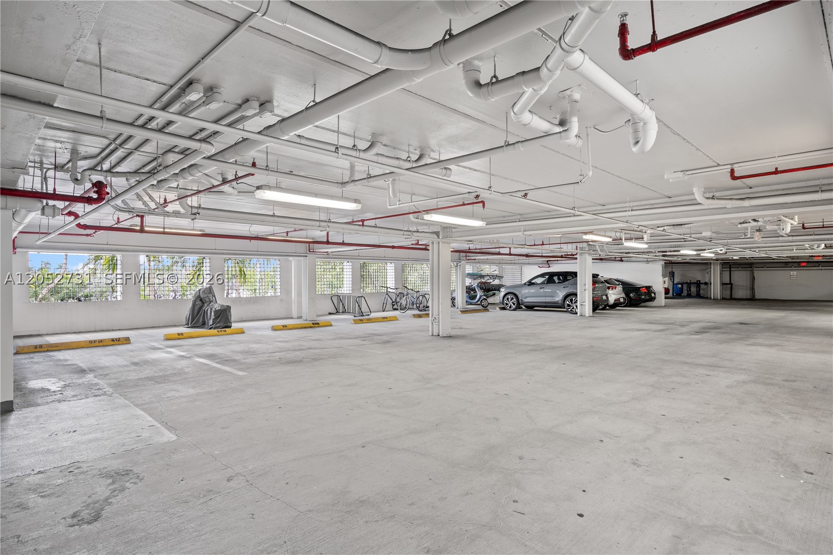 6362 Collins Ave 318