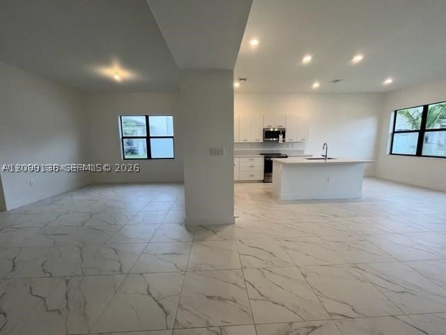 17373 SW 46 st