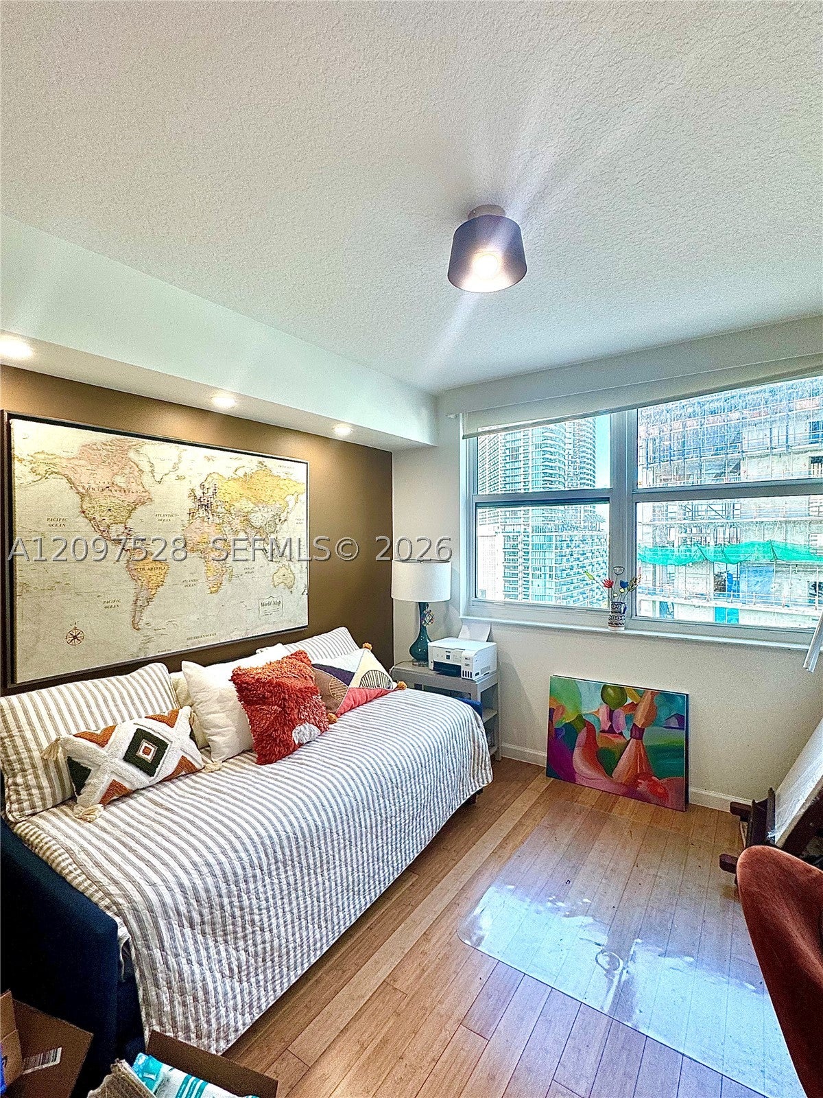 31 SE 5th St 1708