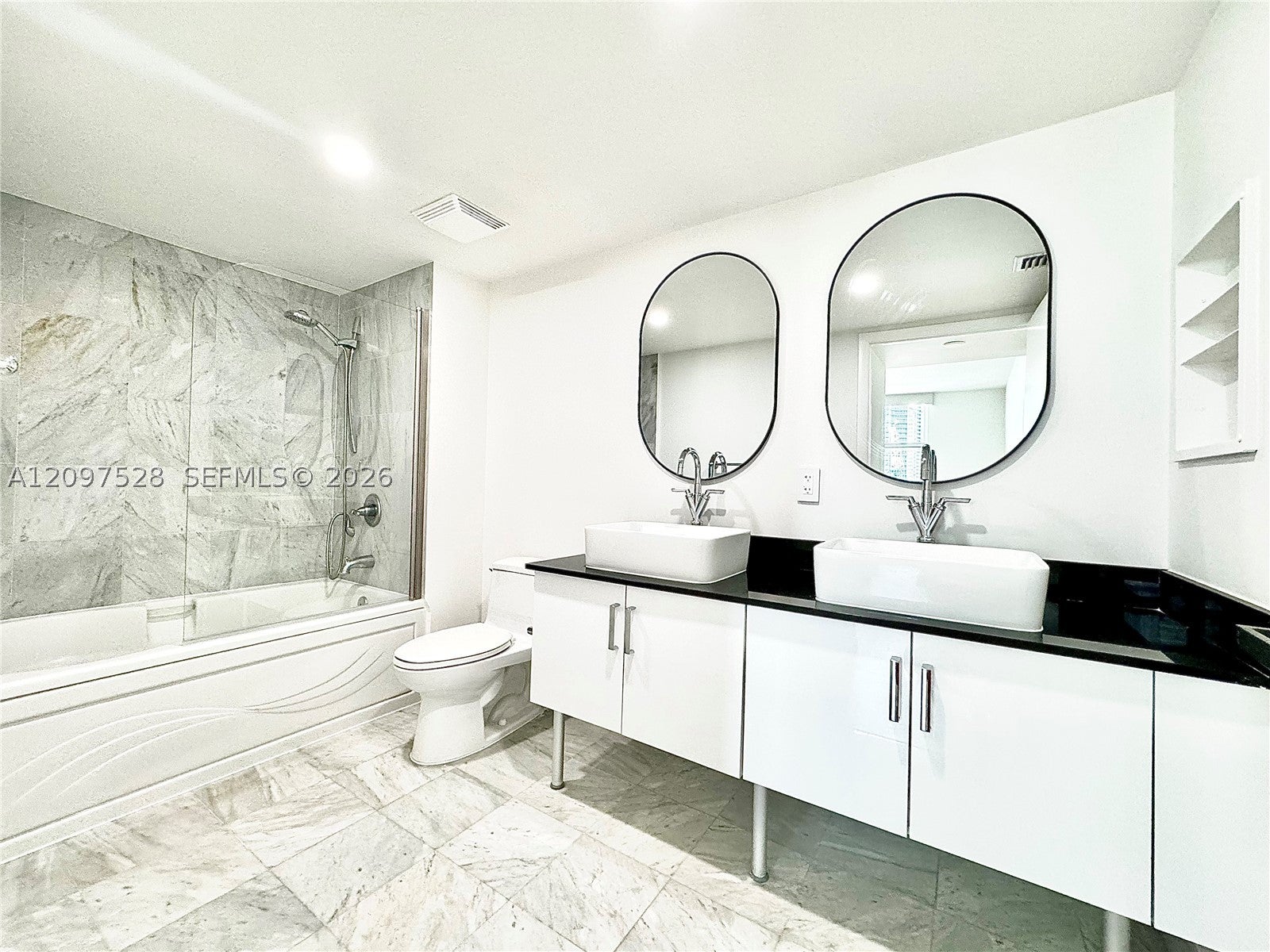 31 SE 5th St 1708