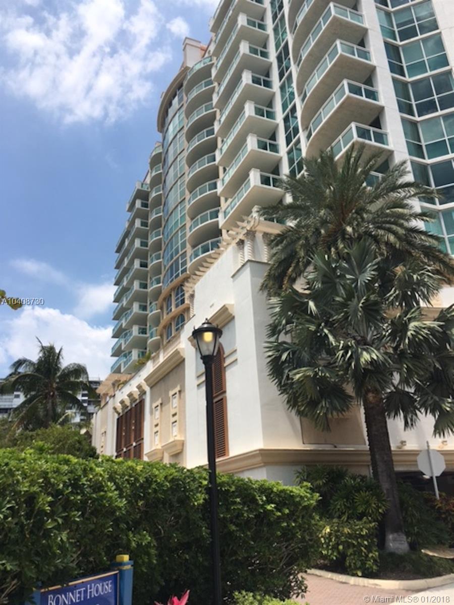 LE CLUB INTERNATIONAL CON - Residential Lease