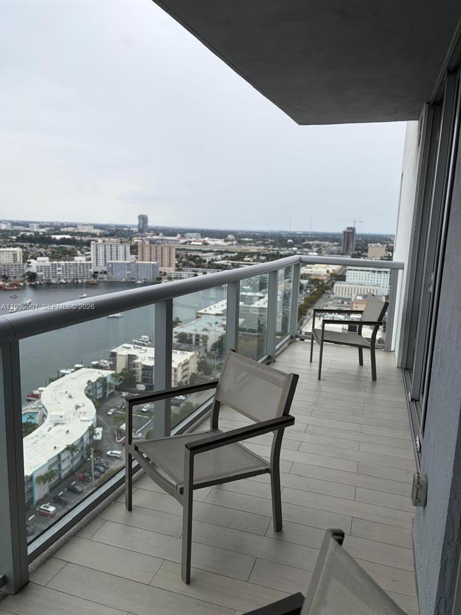 BEACHWALK CONDOMINIUM - Residential