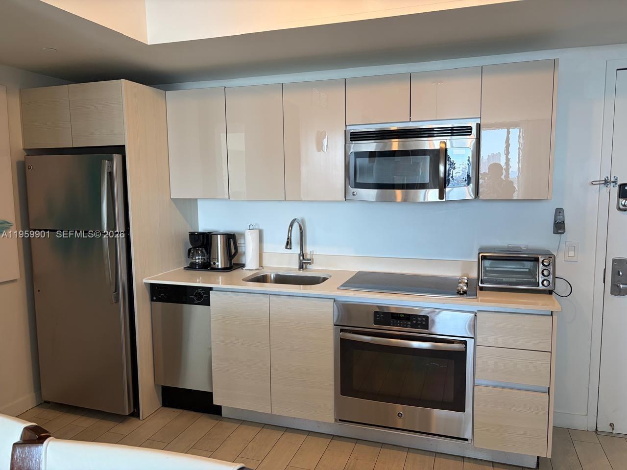 BEACHWALK CONDOMINIUM - Residential