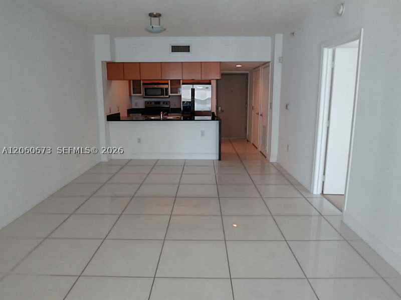 1750 N BAYSHORE DR 2909