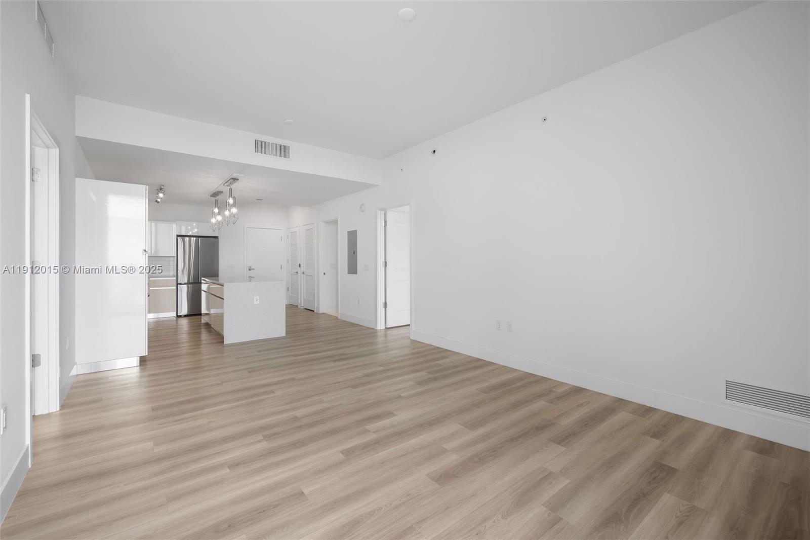 Slate Hallandale - Residential Lease