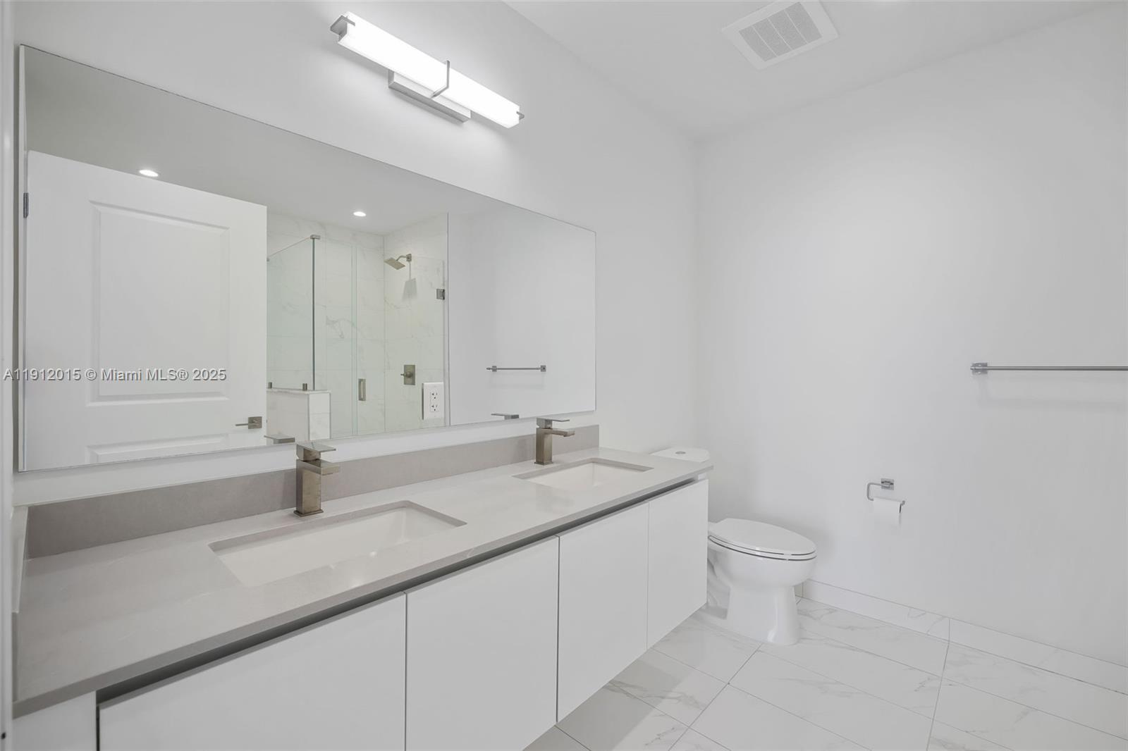 Slate Hallandale - Residential Lease