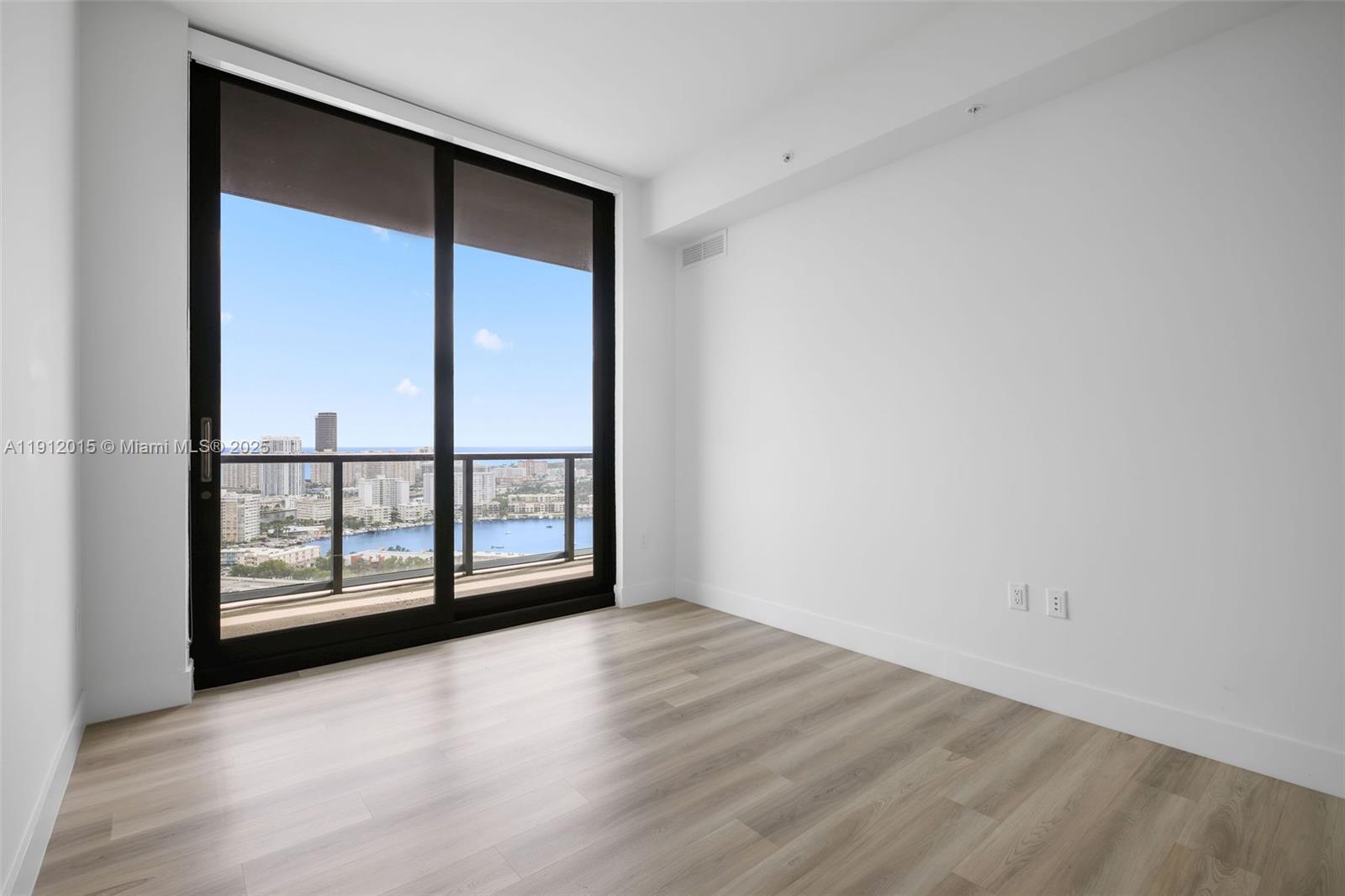 Slate Hallandale - Residential Lease