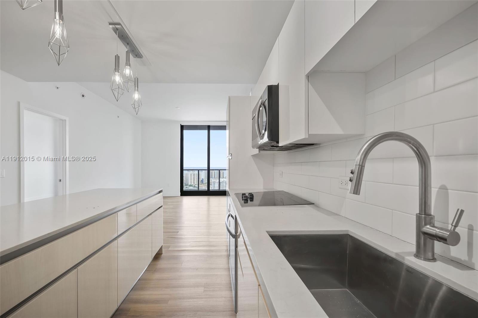 Slate Hallandale - Residential Lease