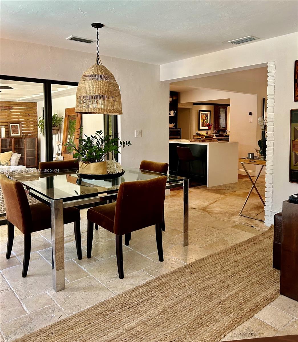 PLANTATION GARDENS 2ND SE - Residential Lease