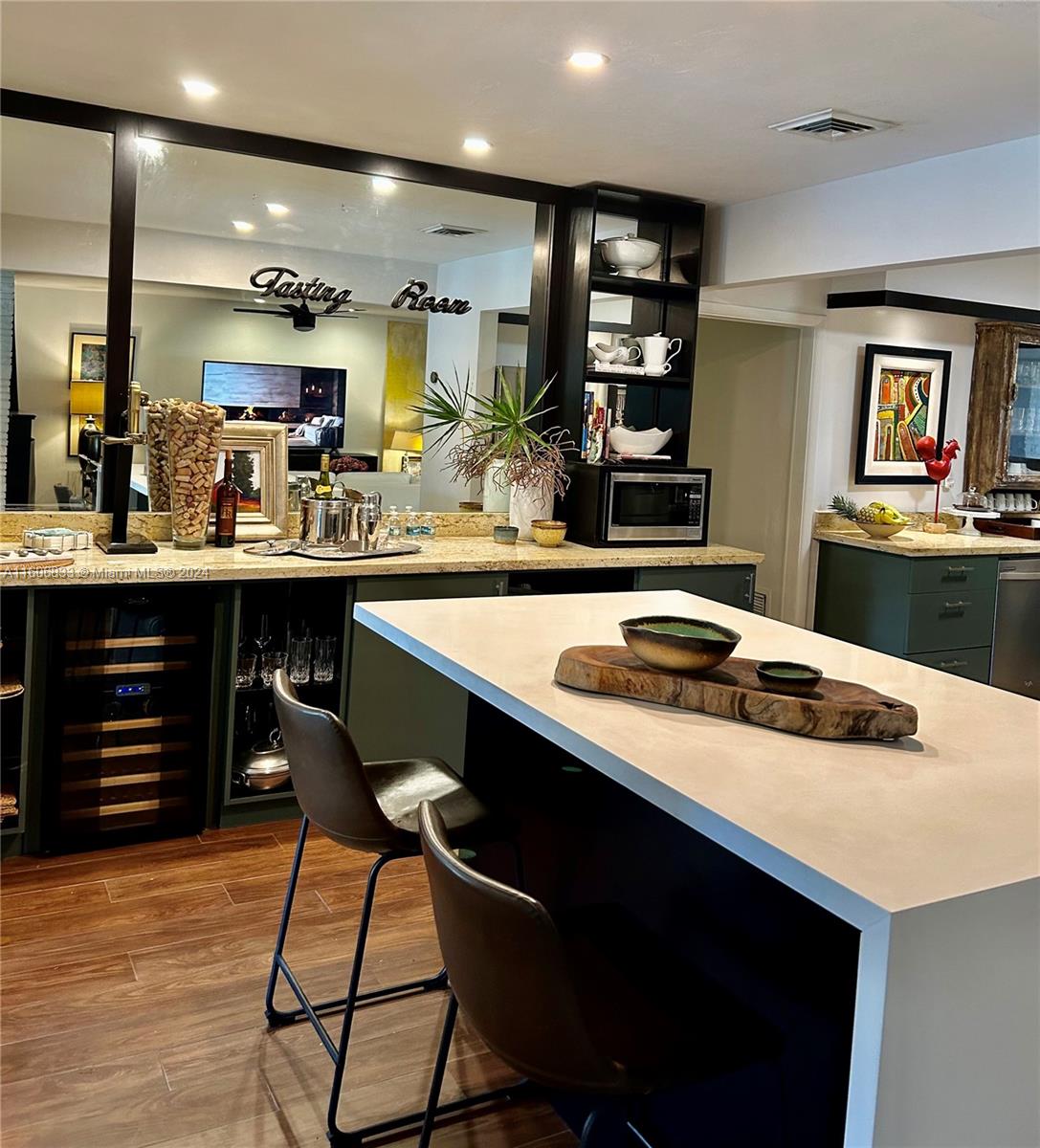 PLANTATION GARDENS 2ND SE - Residential Lease