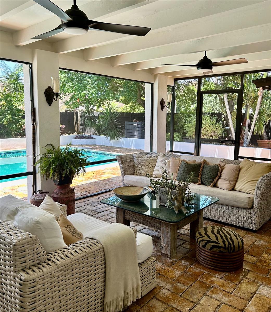 PLANTATION GARDENS 2ND SE - Residential Lease