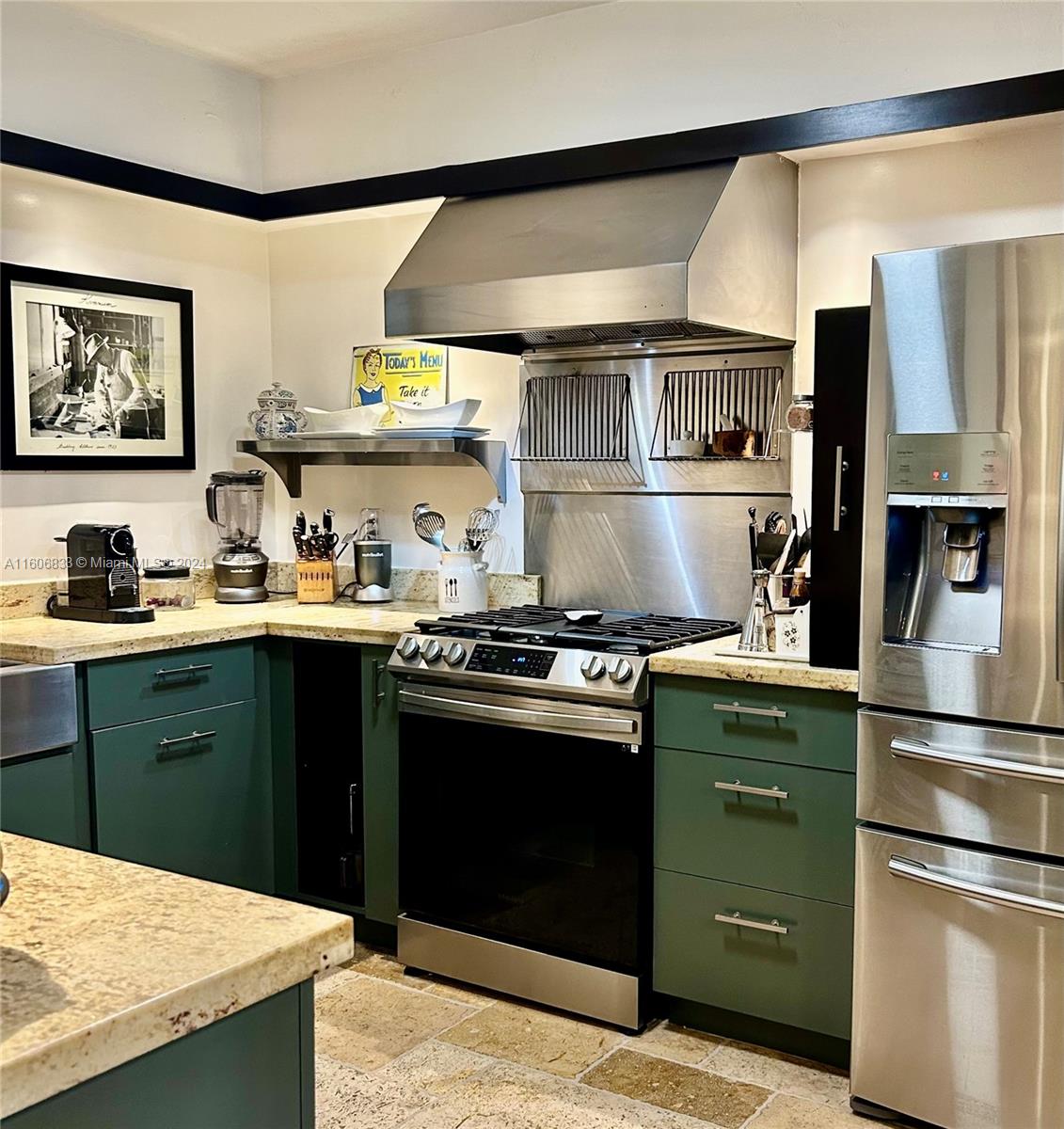 PLANTATION GARDENS 2ND SE - Residential Lease