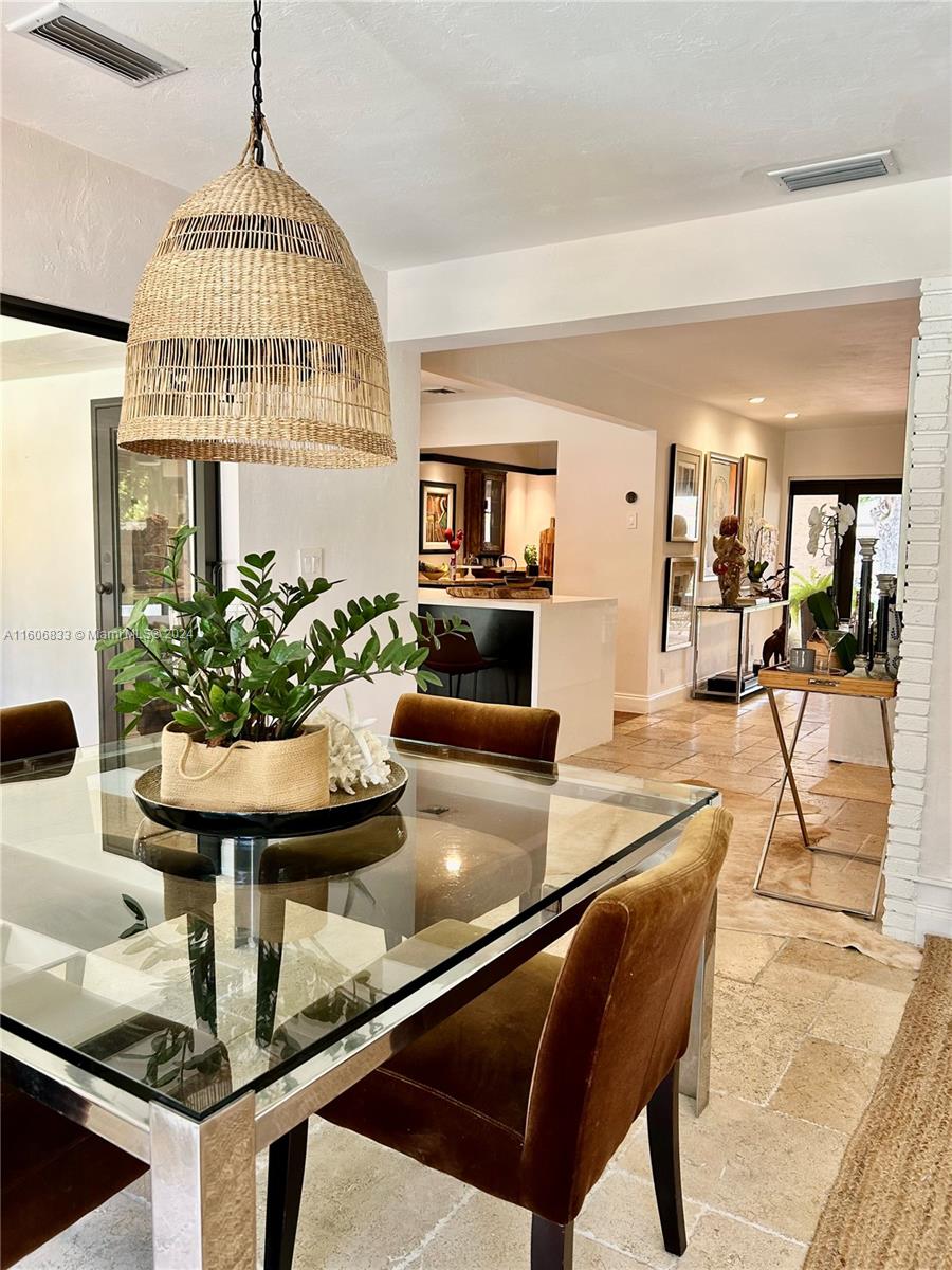 PLANTATION GARDENS 2ND SE - Residential Lease