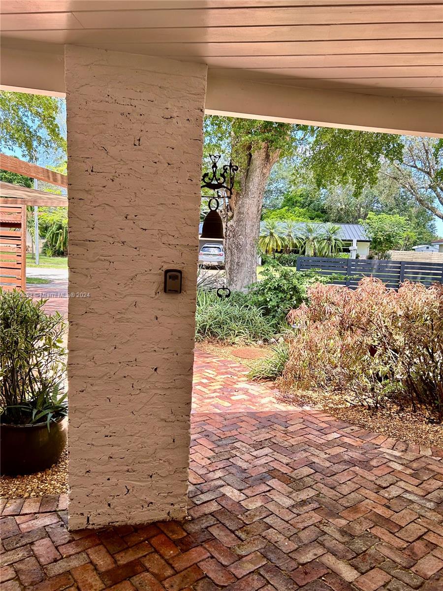 PLANTATION GARDENS 2ND SE - Residential Lease