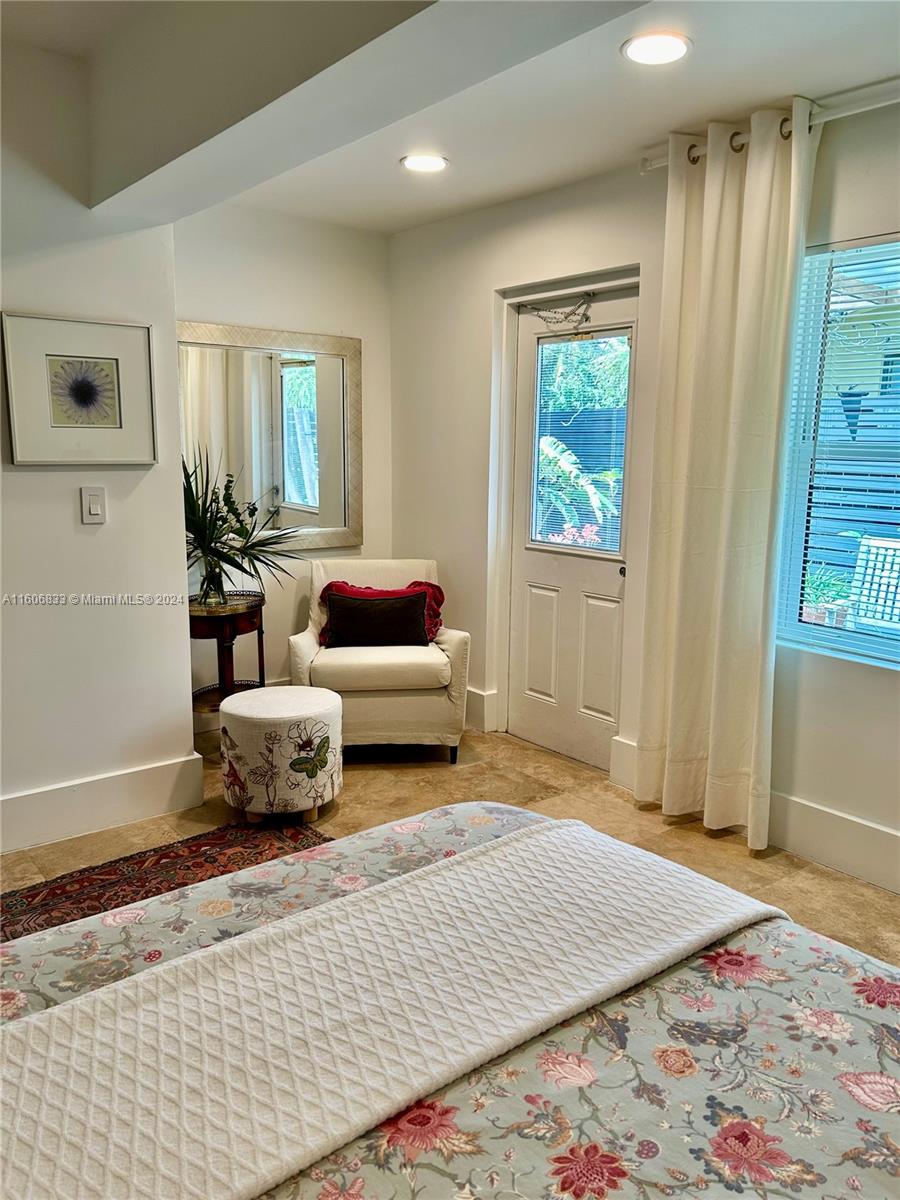 PLANTATION GARDENS 2ND SE - Residential Lease