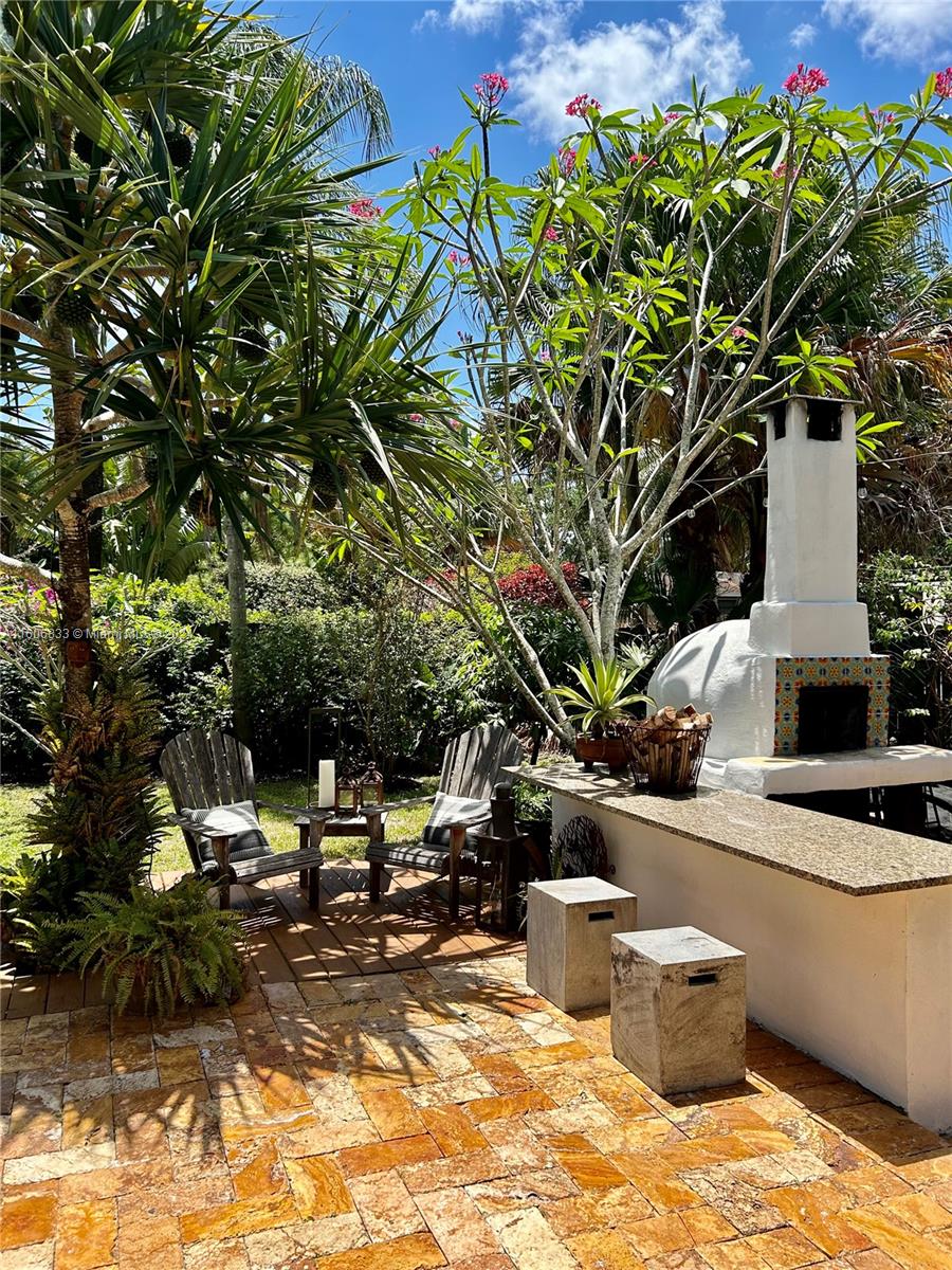 PLANTATION GARDENS 2ND SE - Residential Lease