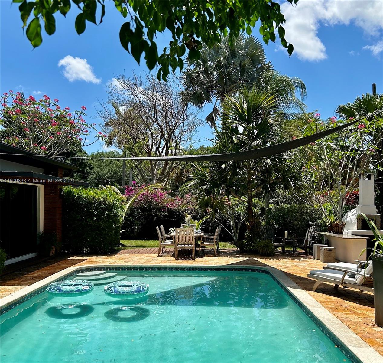 PLANTATION GARDENS 2ND SE - Residential Lease