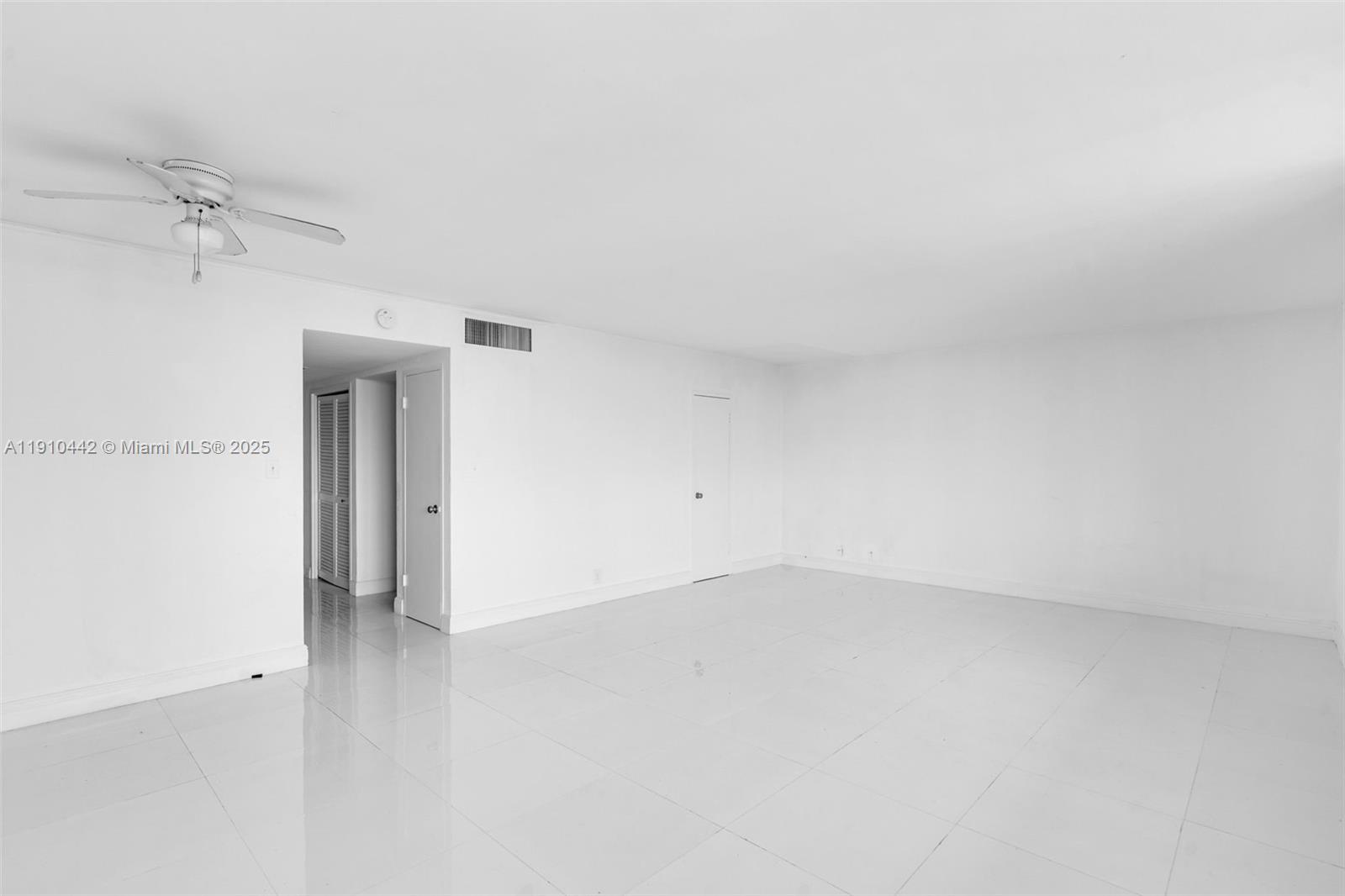 MIRADOR 1200 CONDO - Residential