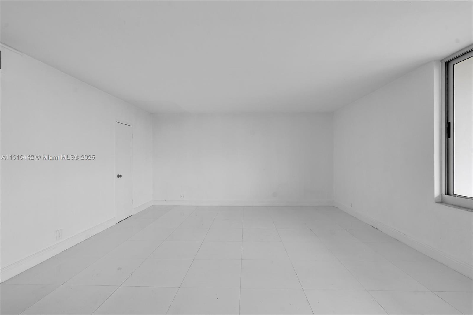 MIRADOR 1200 CONDO - Residential