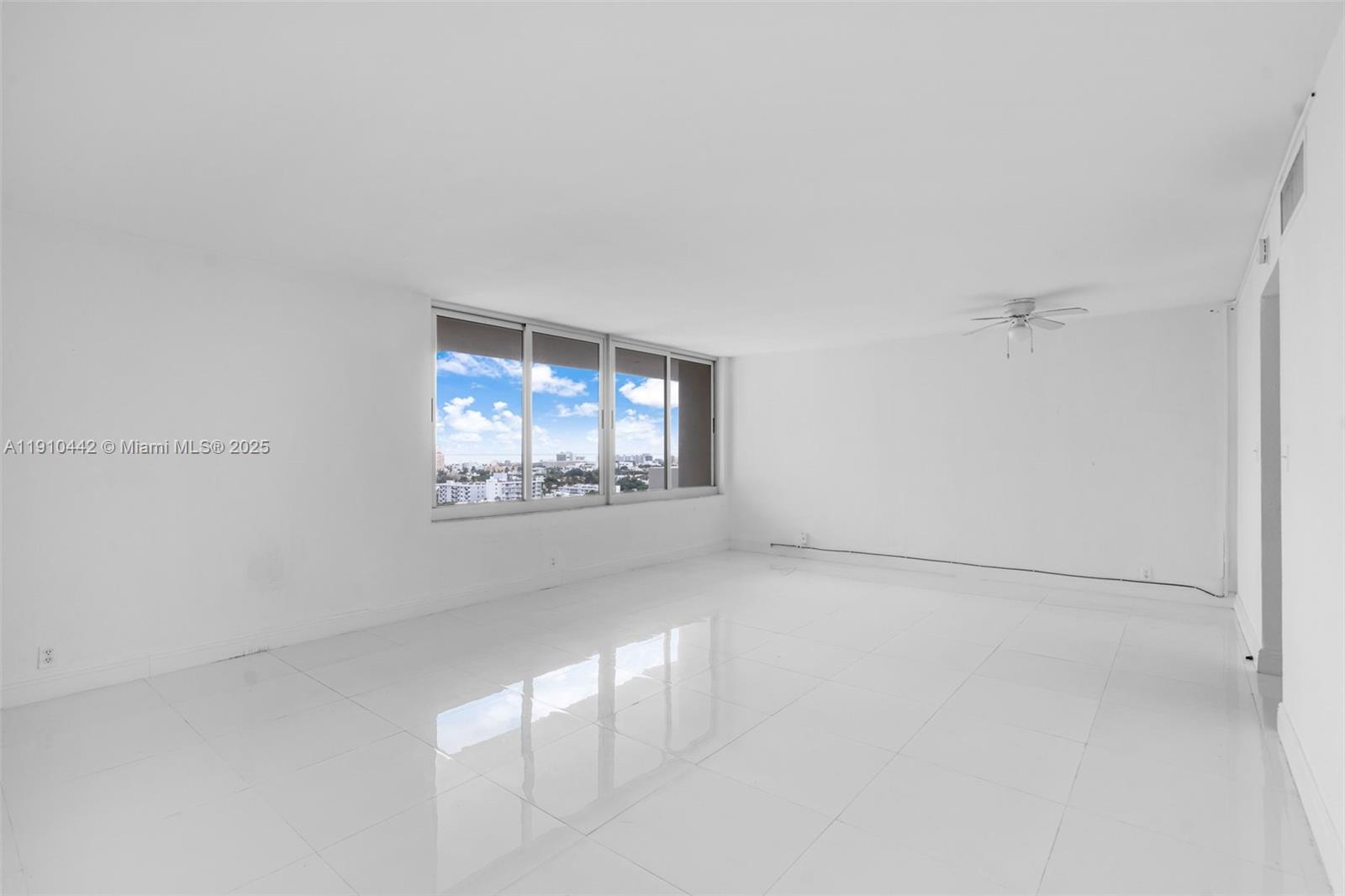 MIRADOR 1200 CONDO - Residential