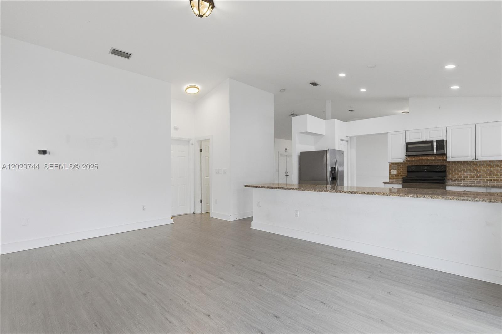 16501 NW 84th Ct