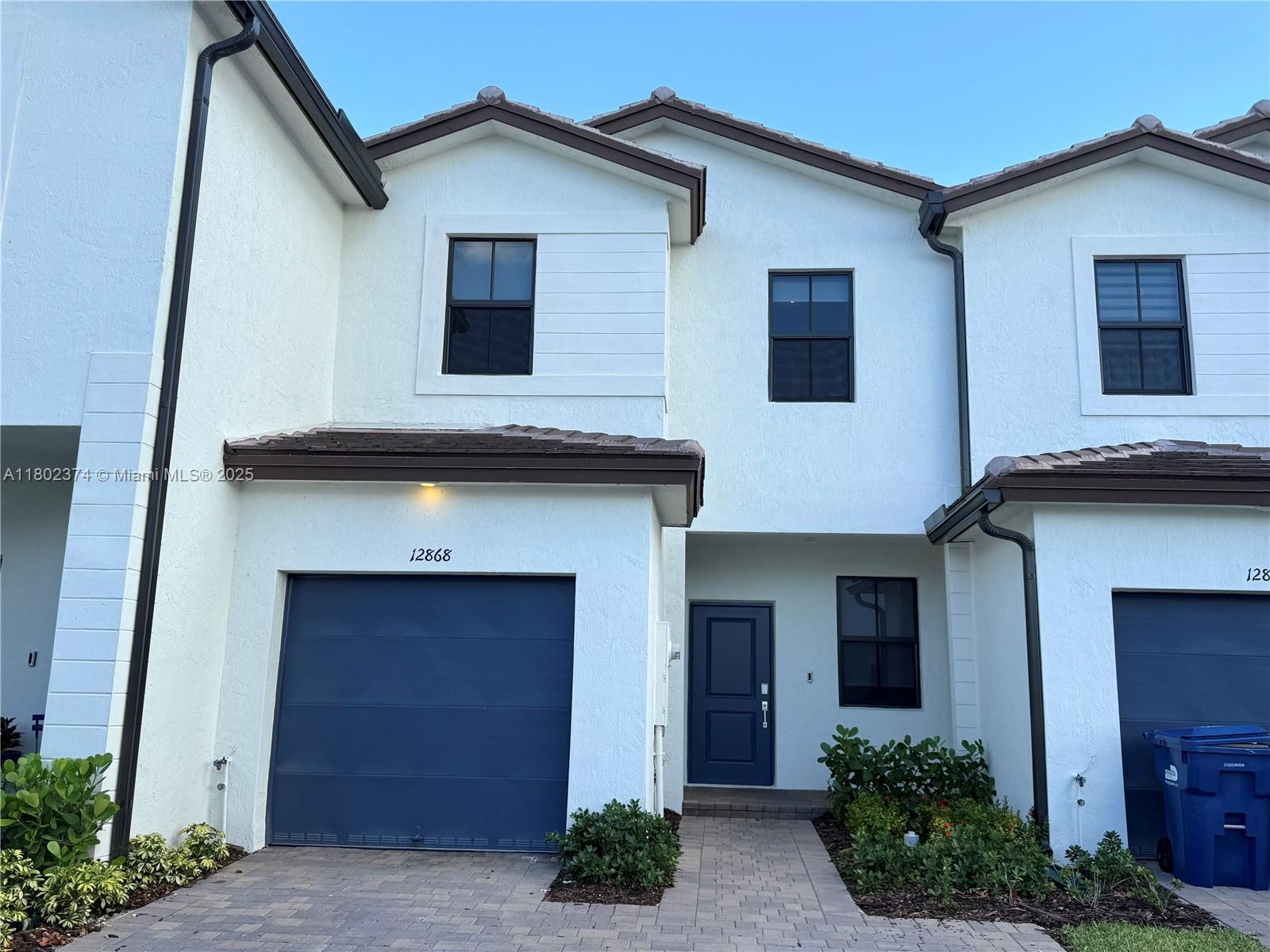 12868 Sw 231st St 12868, Miami, Broward County, Florida - 3 Bedrooms  
3 Bathrooms - 