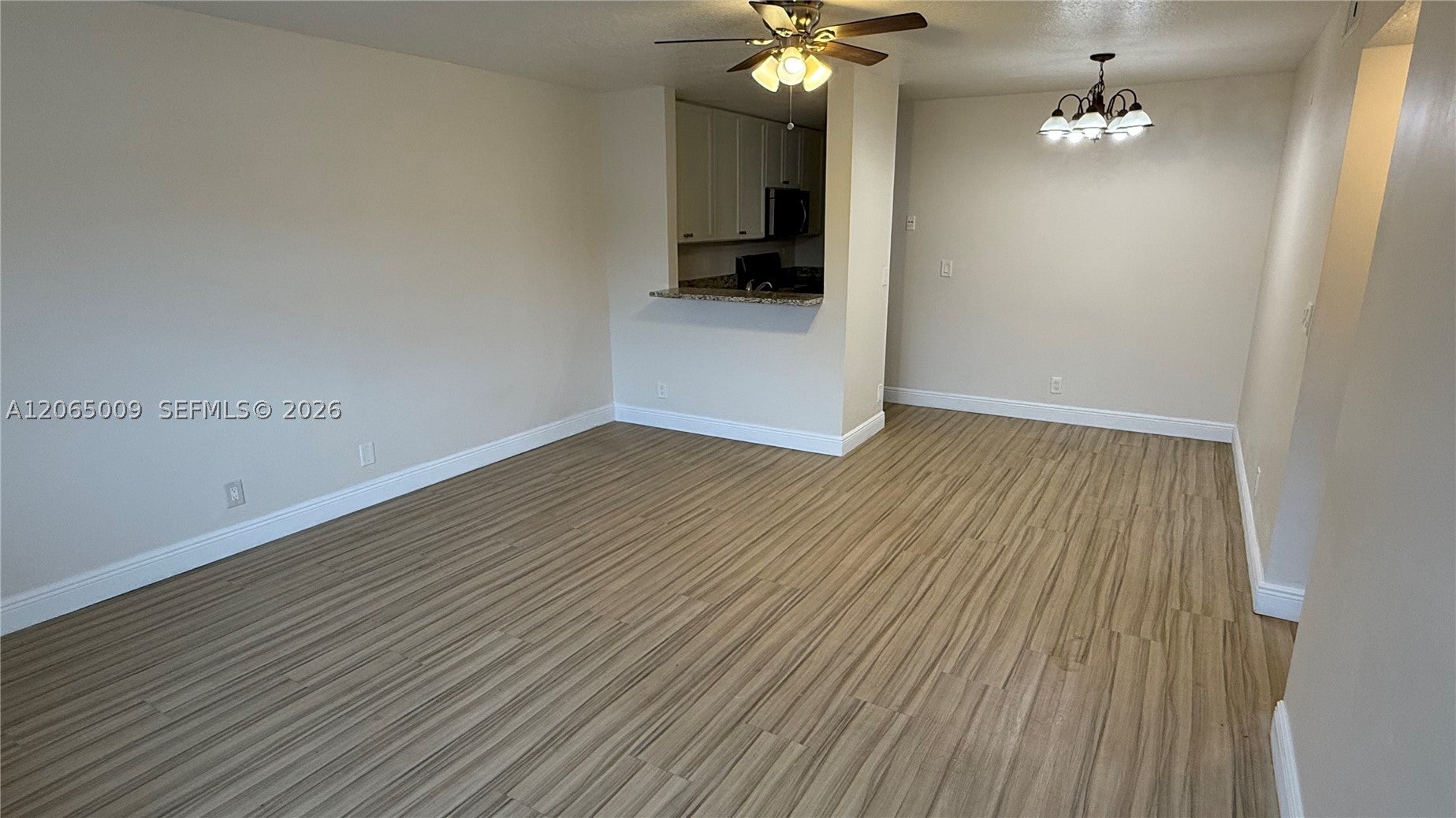 1006 Twin Lakes Dr 20-E