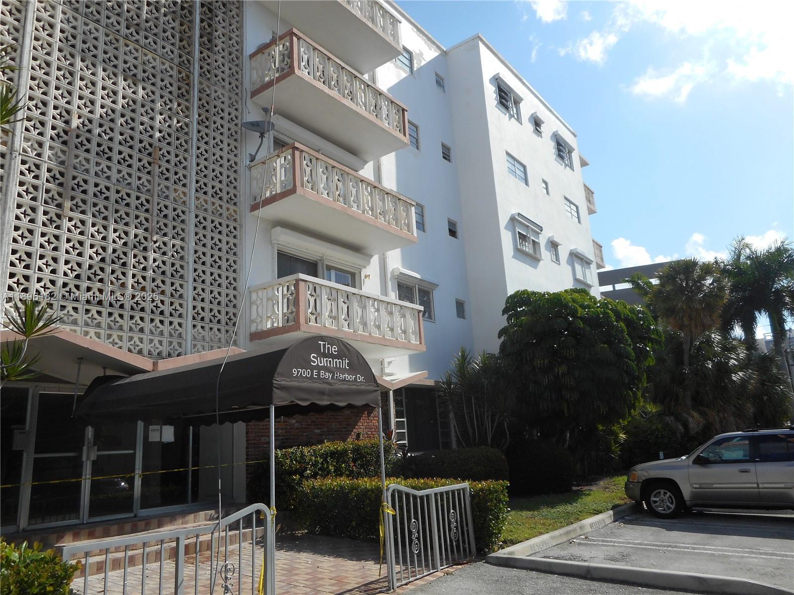 View photos, virtual tours, details... 9700 E Bay Harbor Dr 505