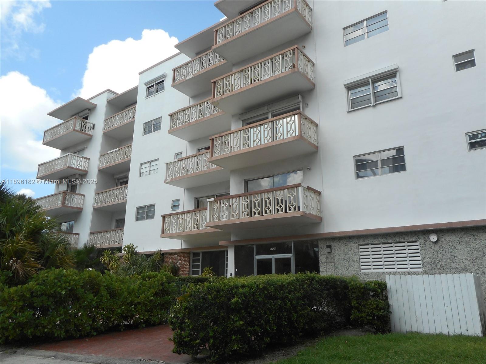 View photos, virtual tours, details... 9700 E Bay Harbor Dr 505