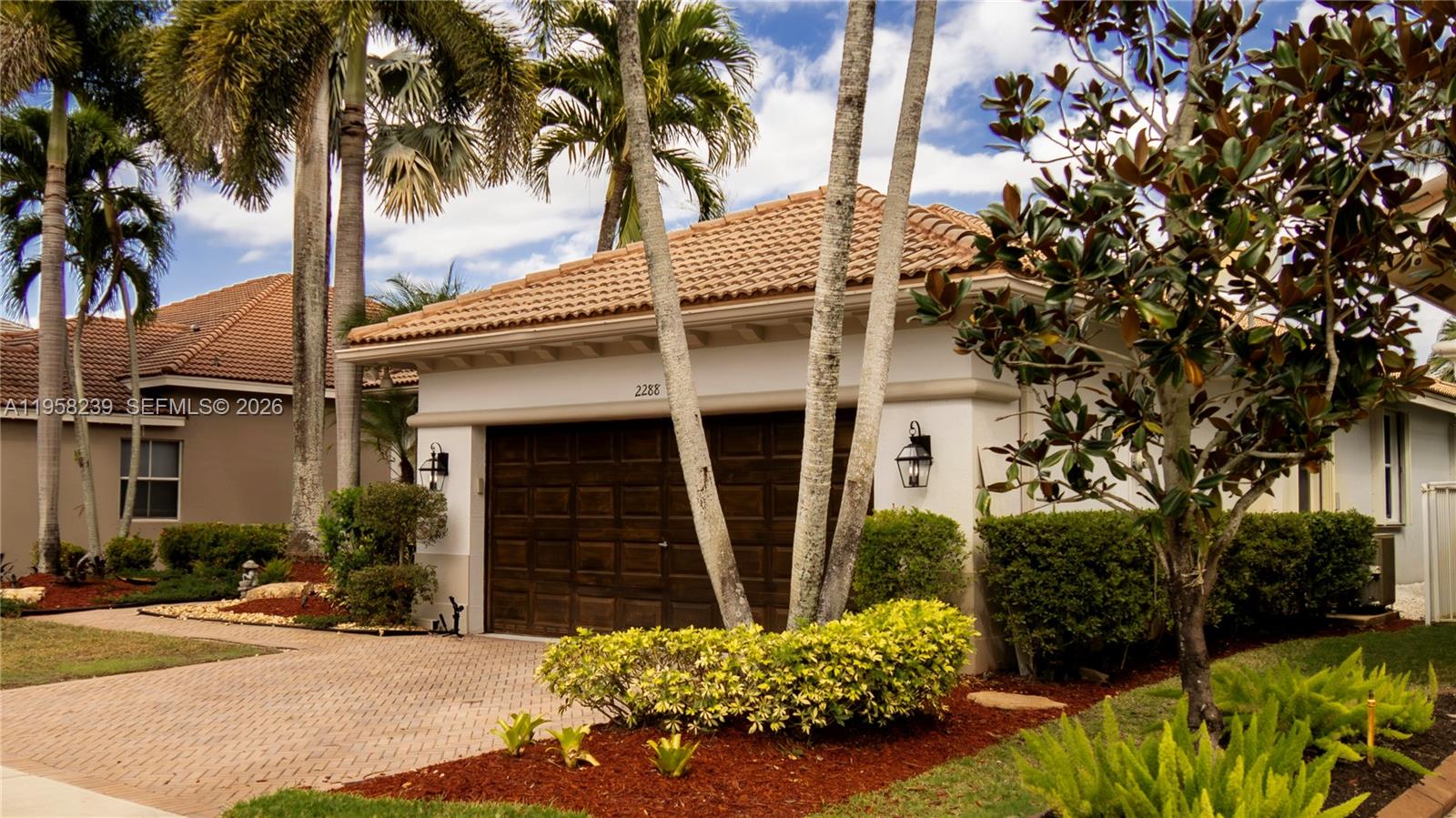 SECTOR 7-PARCEL N-2 - Residential Lease